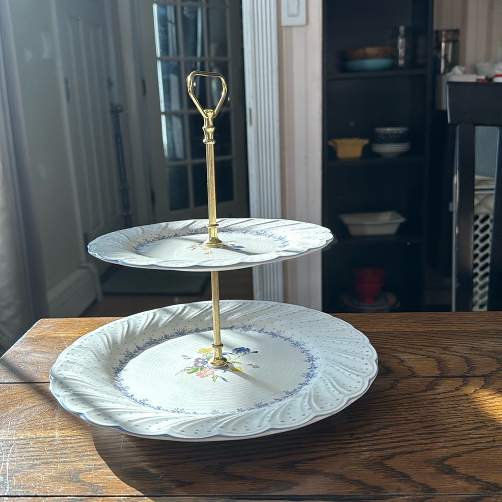 Beautiful, NIKKO two tier serving platter.